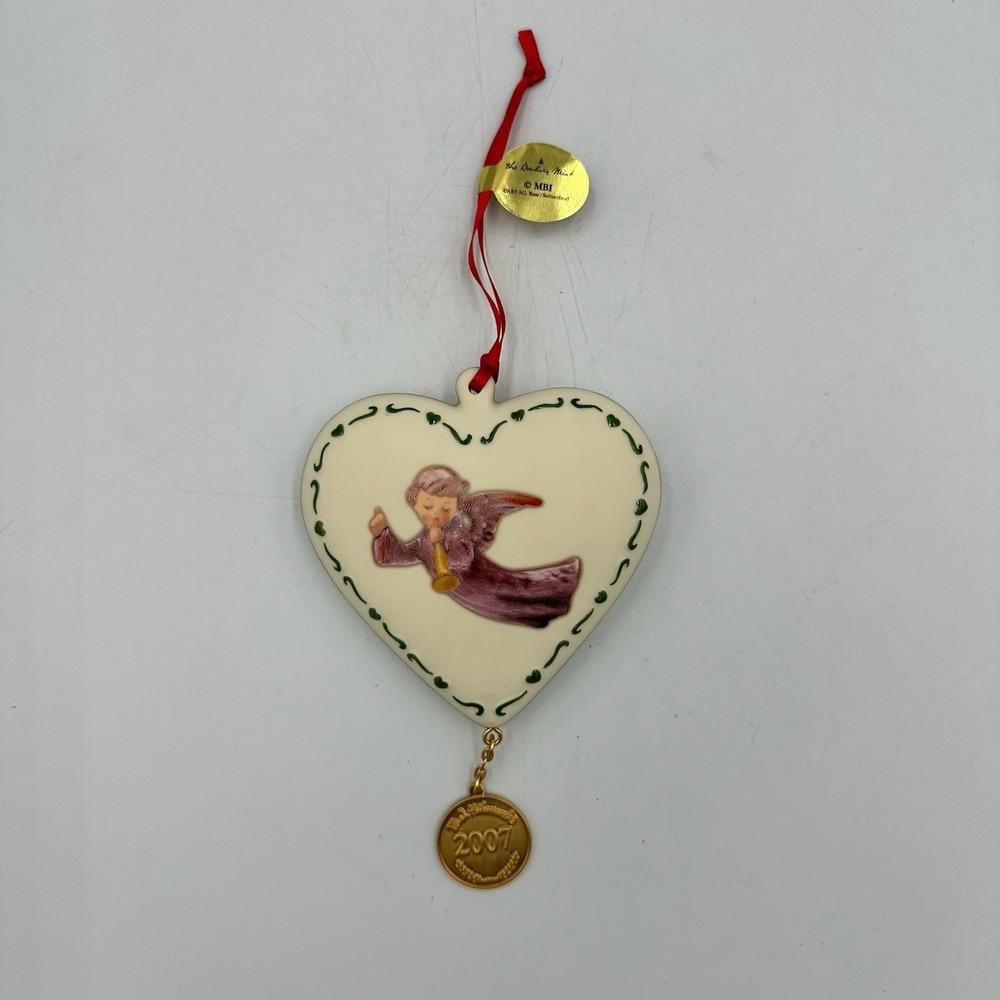 2007 Annual HUMMEL Heart Design Ornament - Flying‎ Angel - In Original Box